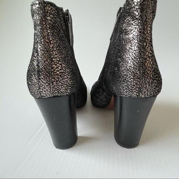 Donald Pliner Blis heeled boots booties metallic with stretch panel - Picture 6 of 12